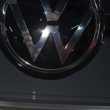 Avek Otomotiv'den Aldığım Sıfır Araçta Çizikler Ve Çatlaklar