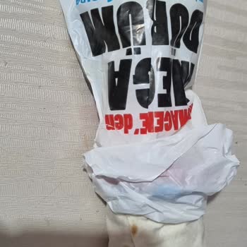 Komagene Çiğköfte Dürümde Cam Parçası Şoku