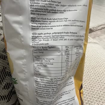 Lays Cips Paketlerinden Çıkan Yabancı Maddeler Şaşırtıyor