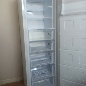 Altus. Derin Dondurucu Görseldeki Ürün Değil