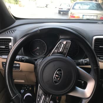 Kia Firmasının Arabasının Arkasında Durmaması İlgisizliği
