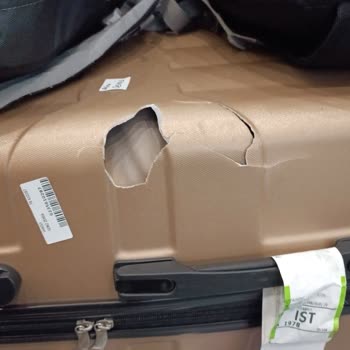 Turkish Airlines: Equipaje Dañado en Vuelo de Dublín a Estambul