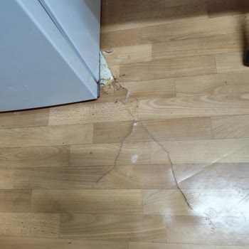 Altus Marka Buzdolabı Yiyecekleri Bozuluyor