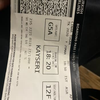 Cambio de puerta de mi vuelo TK2020 de Turkish Airlines sin avisar