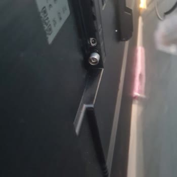 Samsung Kırık Televizyonun Eksik Kurulumu