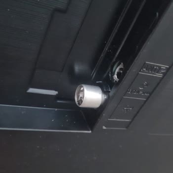 Samsung Kırık Televizyonun Eksik Kurulumu