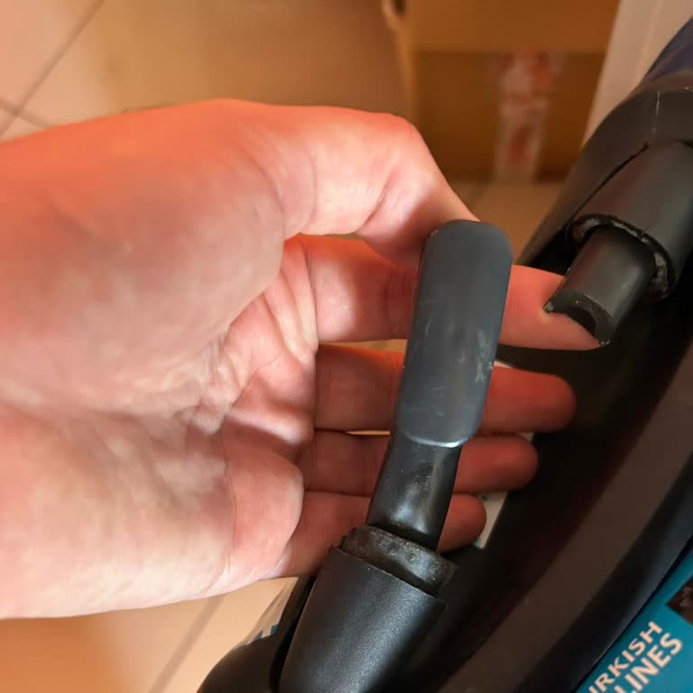 THY Tarafından Hem Geç Hem Hasarlı Gönderilen Valiz