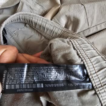 Pull And Bear. Ürününe Sahip Çıkmıyor Ve Kalitesiz Ürünü Pahalıya Sa.