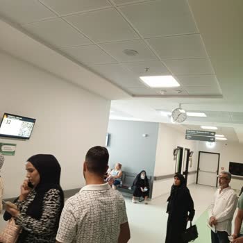 İzmir Bayraklı Şehir Hastanesi Bayraklı Şehir Hastanesi Anestezi Doktorlarının Yemek Molası 100dakika