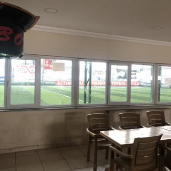 Bayrampaşa Arena Halı Saha Hizmet Vermiyor!