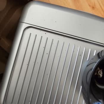 BİM Kullanılmış Elektronik Makine Gönderdi