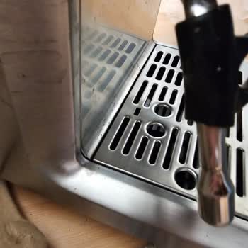 BİM Kullanılmış Elektronik Makine Gönderdi