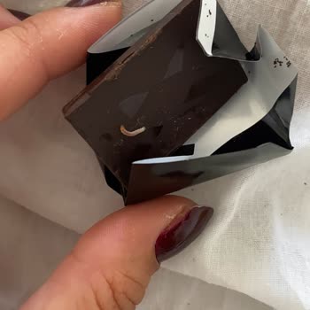 Eti Gıda Eti Karam Çikolatadan Kurt Çıktı