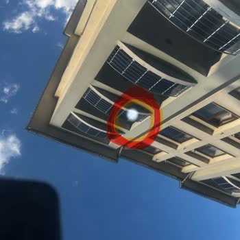 Opel Pişmanlığı 2023 Model Araçta Boya Soyulması Ekran Kararması