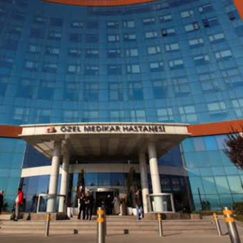 Medikar Hastanesi Doktor Olmasına Rağmen Muayene Etmedi
