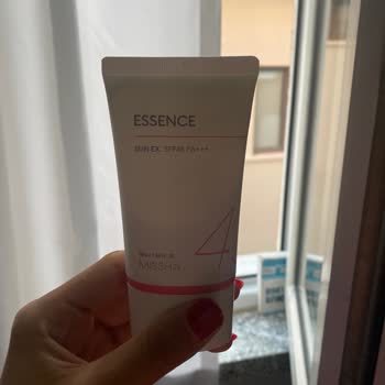 Missha Güneş Kreminin İçi Boş