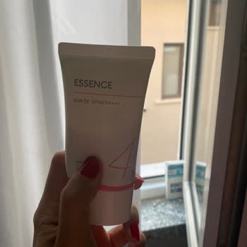 Missha Güneş Kreminin İçi Boş