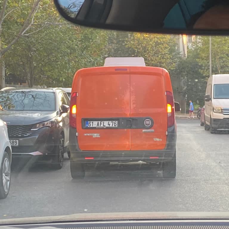 Migros Sanal Market Aracı Uygunsuz Yere Park