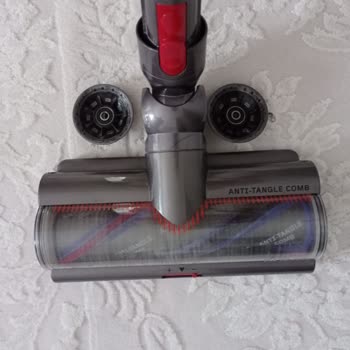 Dyson V15 Cabezal de Alfombra Roto y Servicio al Cliente Ineficiente
