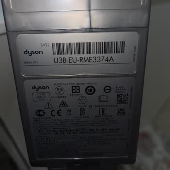 Dyson V15 Aspiradora Problema de Goma