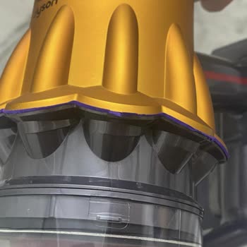 Problemas con Dyson V12 debido a falta de stock