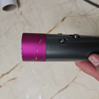 Problemas de Garantía y Rendimiento con mi Aspiradora Dyson