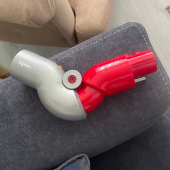 Dyson Aspiradora Problema con Suministro de Pieza