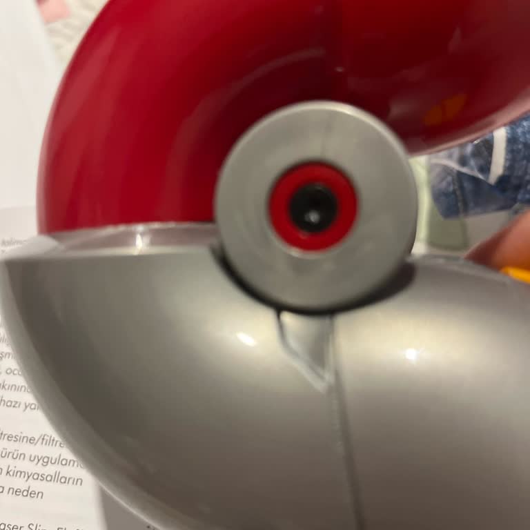 Adaptador Dyson para Muebles Rotos Sin Razón Aparente