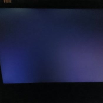 HP Victus Ekran Kusurları