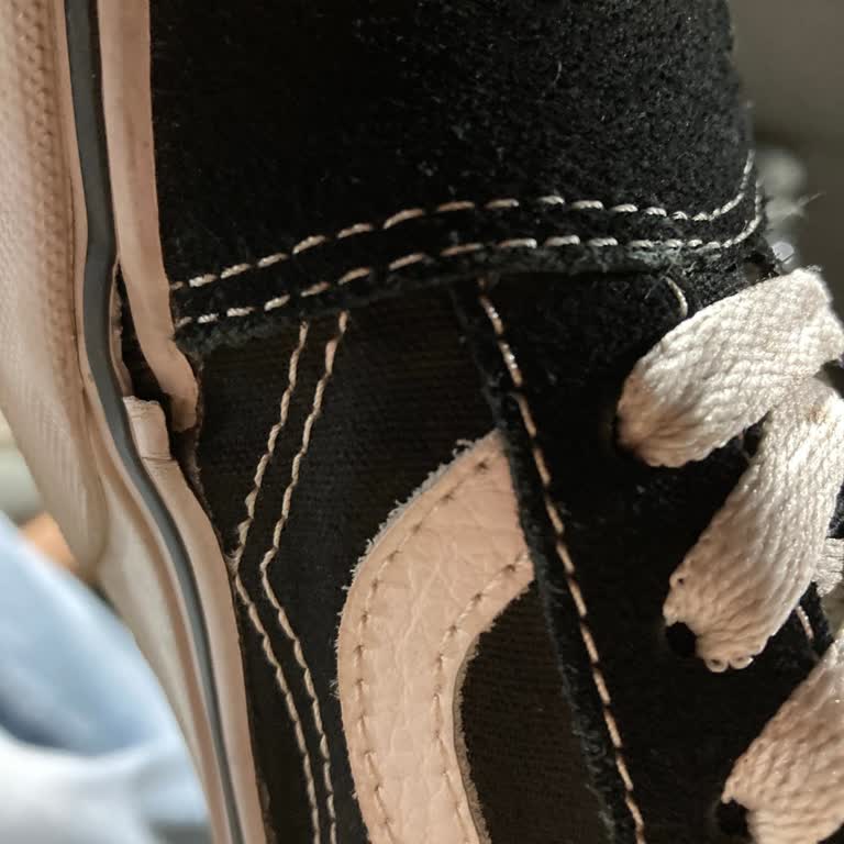 Boyner Vans Ayakkabı Kenar Açılma Ve Renk Solma Şikayeti