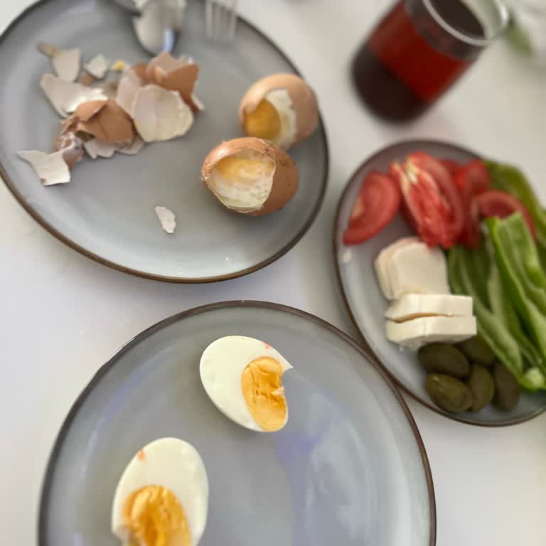 Şok Market Bozuk Organik Yumurtaları