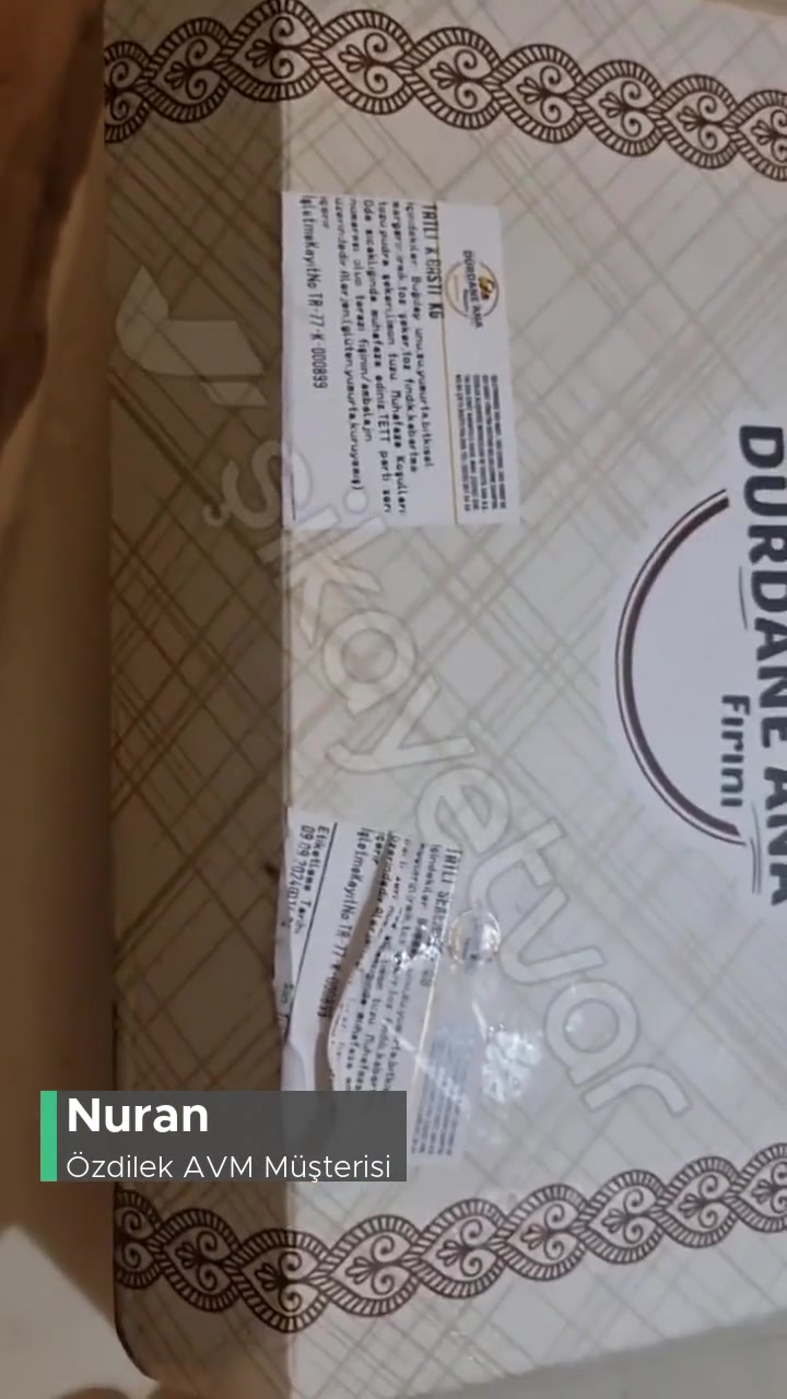 Özdilek AVM Yanmış Tatlı! videonun kapak resmi