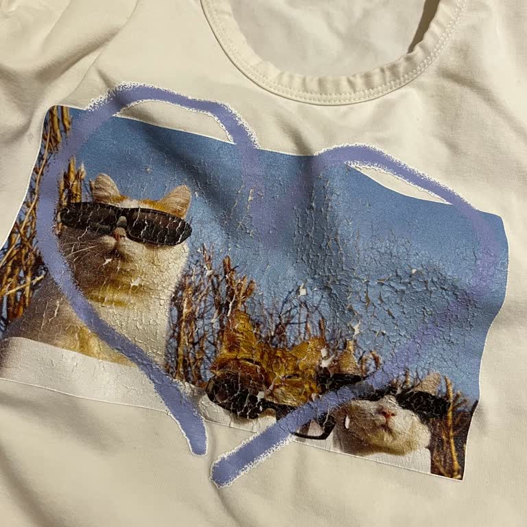 Twist Kalitesiz Baskı Yüzünden Mahvolan T-shirt