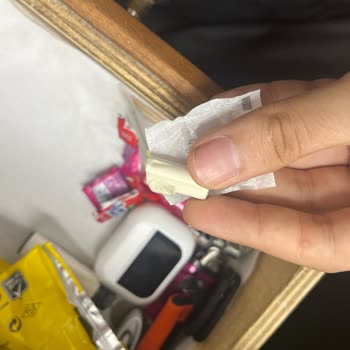 Saadet Gıda Sakız İçinde Kirli Parça