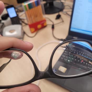 Opmar Optik Lacoste Çerçeve Renk Atması Ve Rodenstock Cam Şikayeti
