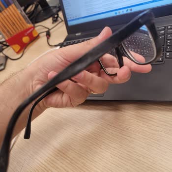Opmar Optik Lacoste Çerçeve Renk Atması Ve Rodenstock Cam Şikayeti