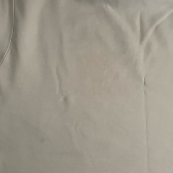 Maviden Aldığım Tişörtte Ter Lekesi Oluştu Ve Çıkmadı