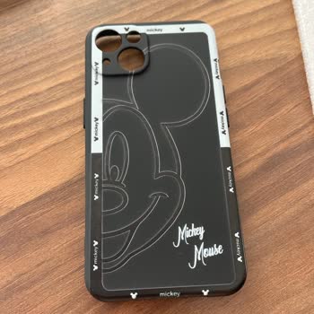 Shadowcase. Online Farklı Ürün Ve İletişim Kuramama