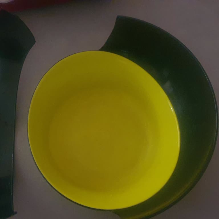 Tupper Kap Kırıldı