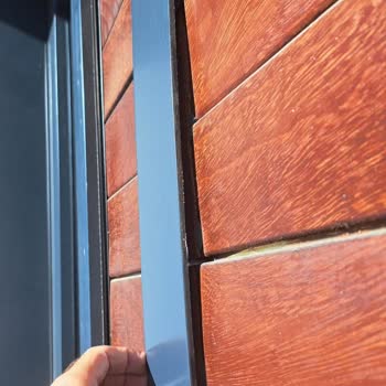 Bionka Çelik Kapı Villa Kapılarında Sürekli Yaşanan Ahşap Sorunları Ve İlgisiz Firma