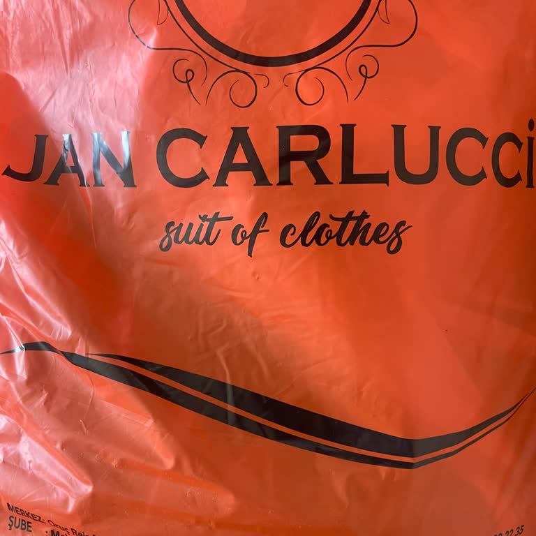 Jan Carlucci'ye Ulaşmak Mümkün Değil