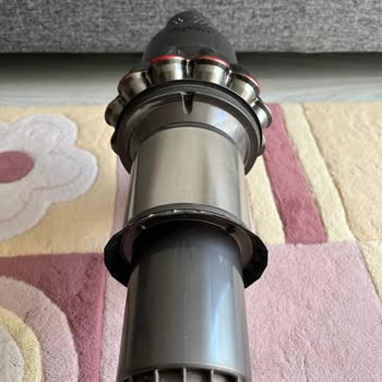 Garanti Kapsamındaki Dyson Süpürgem Kronik Arızalı Ve Hasar Verildi