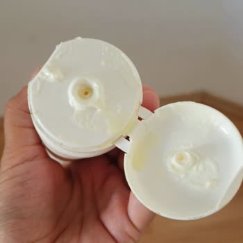 Bioderma Güneş Kremlerinde Kalite Sorunu Ve Kötü Koku