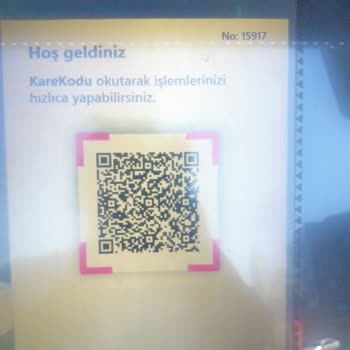 İş Bankası ATM'eri Paraya El Koyup, Faiz Yansıtmaya Devam Ediyor!