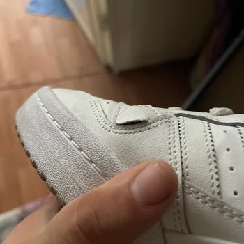 Adidas Forum Low Ayakkabının Dikiş Sorunu Ve Müşteri Hizmetleri Deneyimi
