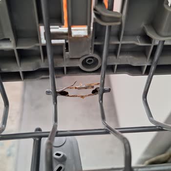 Arçelik Bulaşık Makinesi: 8 Yılda Çürüme ve Yanıltıcı Servis Sorunu