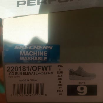 Skechers Hatalı Ve Kotu Malzeme Ürün