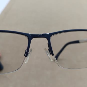 Emporio Armani Gözlüğün Boyası Atıyor Garanti Kapsamı Dışında Deniliyor