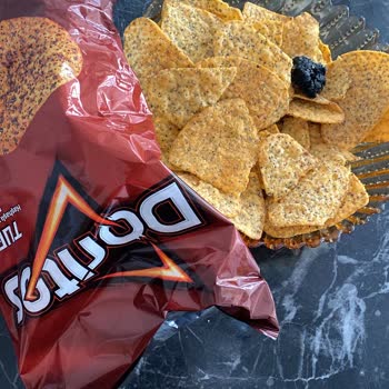Doritos İçinde Siyah Bir Şey Çıktı