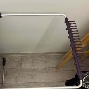 Gazella Çamaşır Kurutmalık Kırıldı